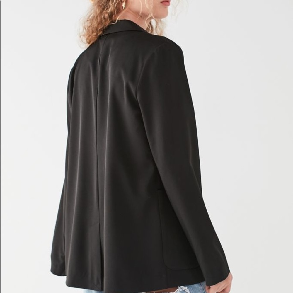 • vintage black blazer gold button • - Picture 10 of 14